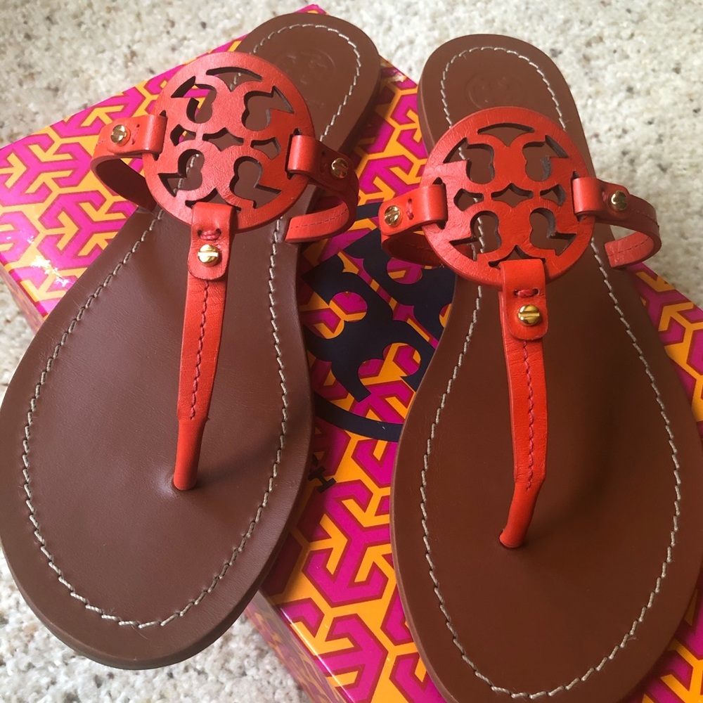 Tory burch sandals